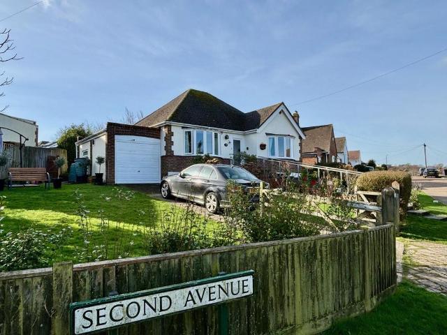 Bungalow for sale in Pebsham, Heathlands