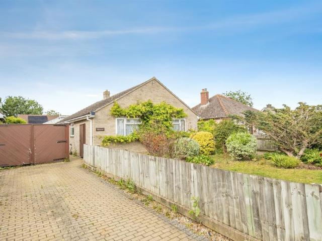 Bungalow for sale in Chelmondiston, Suffolk