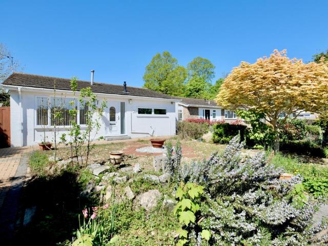 Bungalow for sale in Huntingdon, Cambridgeshire