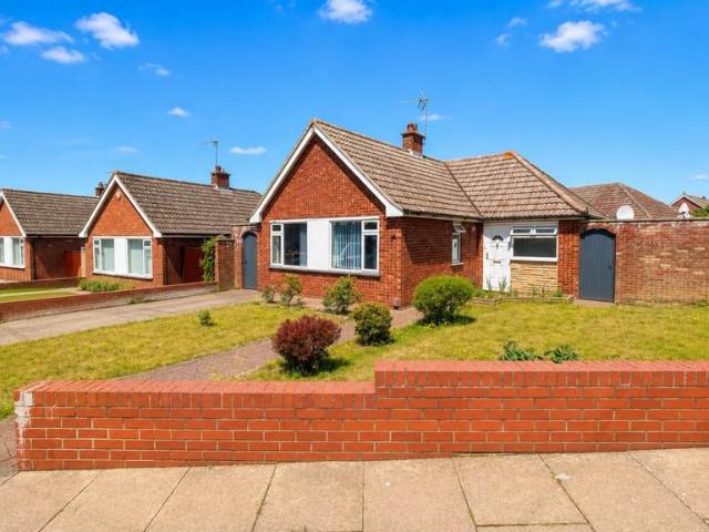 Bungalow for sale in Whitton, Key Street