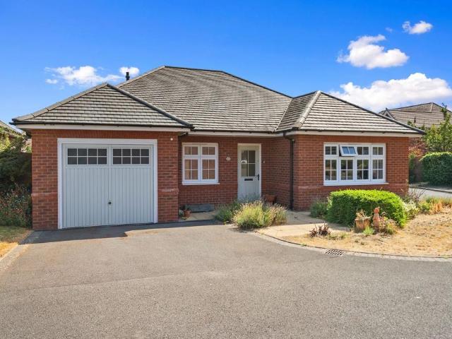 Bungalow for sale in Crookhill, Worcestershire
