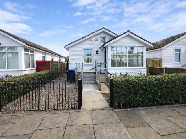 Bungalow for sale in Turves Green, West Midlands