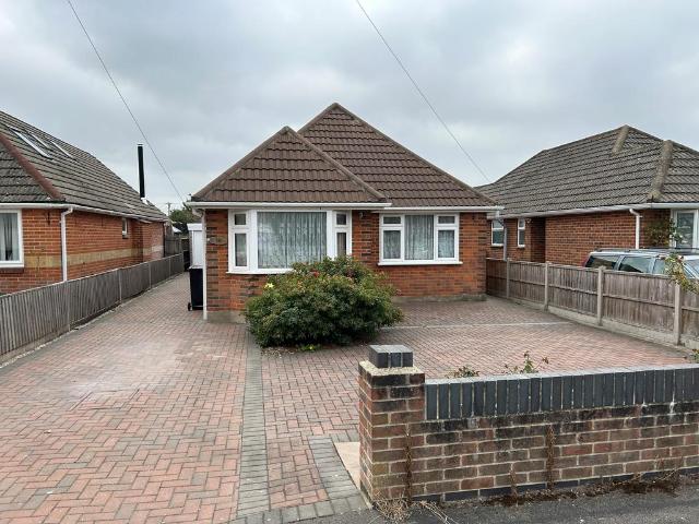 Bungalow for sale in Little Holbury, New Forest