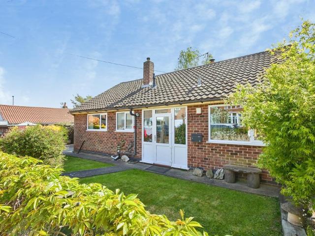 Bungalow for sale in Heatherton, East Midlands