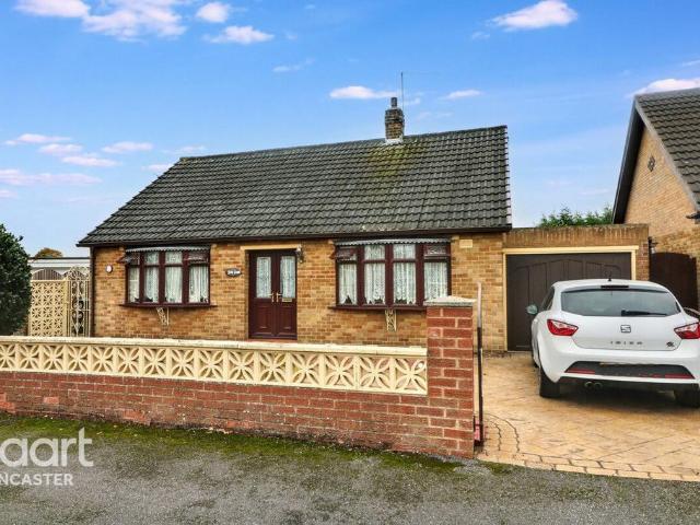 Bungalow for sale in Edenthorpe, South Yorkshire