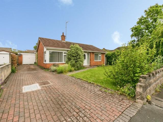 Bungalow for sale in Beamhurst, Staffordshire