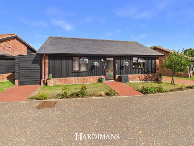 Bungalow for sale in Eastbridge, Suffolk