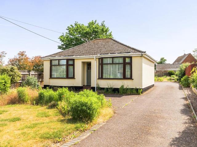 Bungalow for sale in Chedburgh, Suffolk