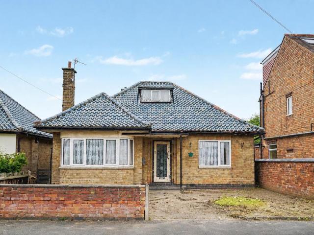 Bungalow for sale in Caldermill, East Midlands