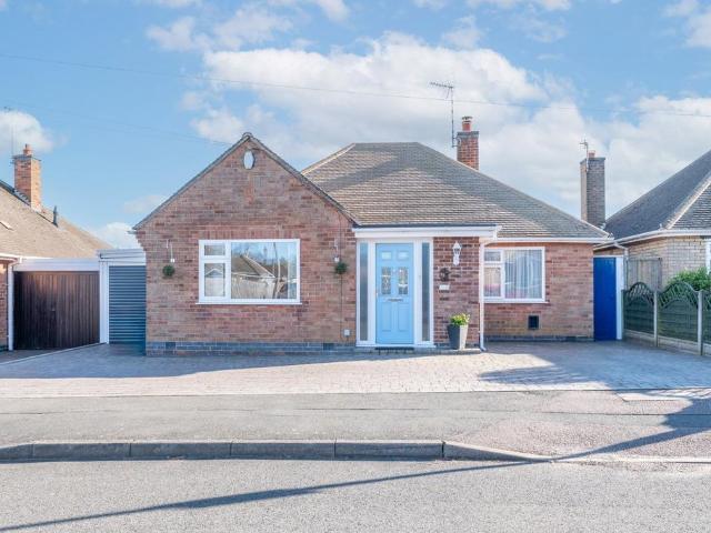 Bungalow for sale in Elmfield, Leicestershire