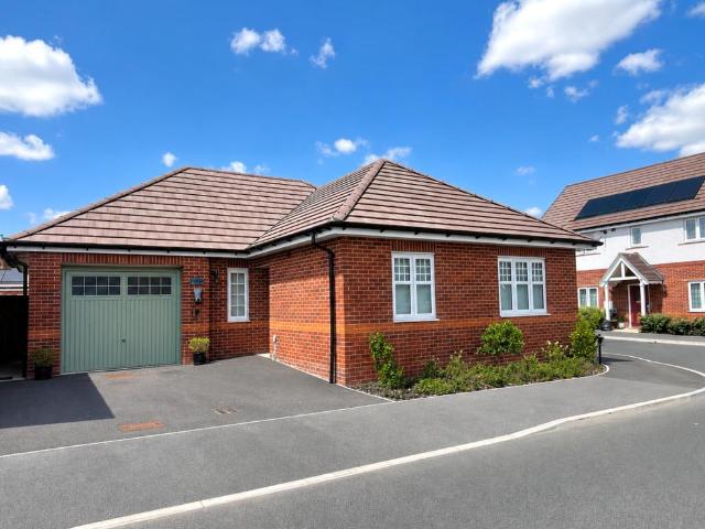 Bungalow for sale in Fordham Heath, Essex