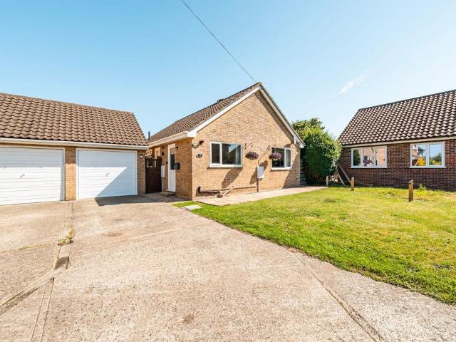 Bungalow for sale in Besthorpe, East Tuddenham