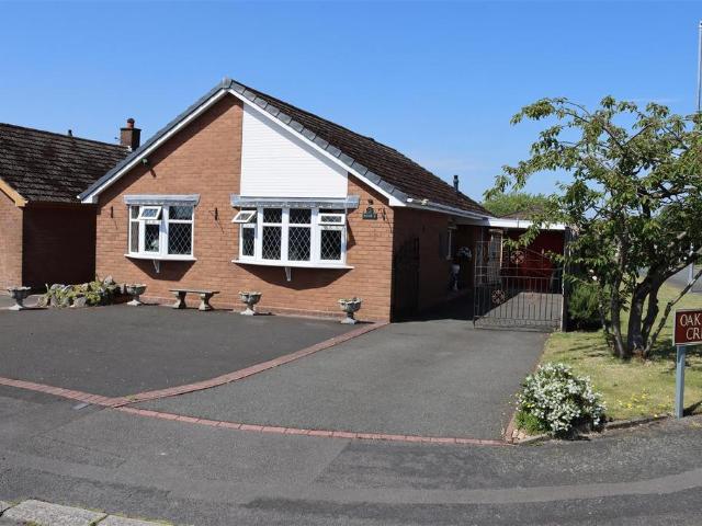 Bungalow for sale in Brownhills, West Midlands