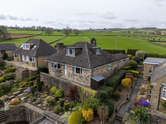 Bungalow for sale in Holme Valley, Honley