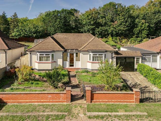 Bungalow for sale in London Borough of Sutton, Greater London