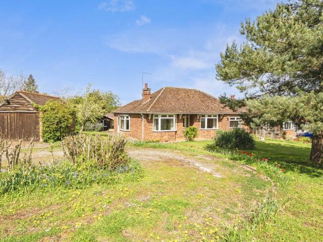 Bungalow for sale in Chedburgh, Suffolk