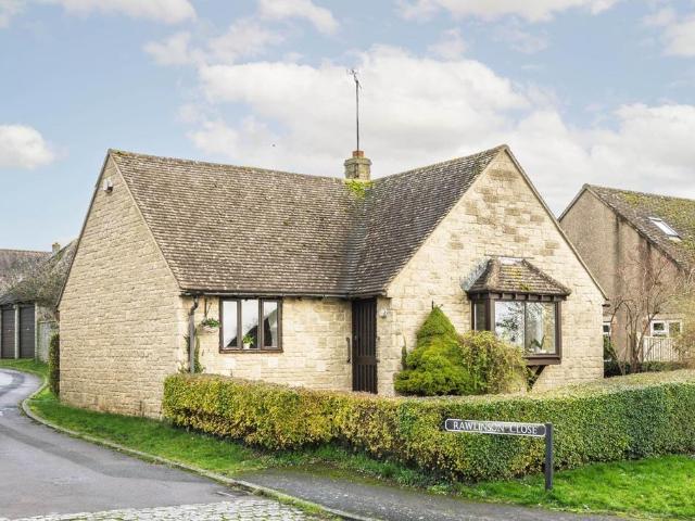 Bungalow for sale in Black Bourton, Oxfordshire