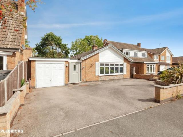 Bungalow for sale in Croft, Pinfold