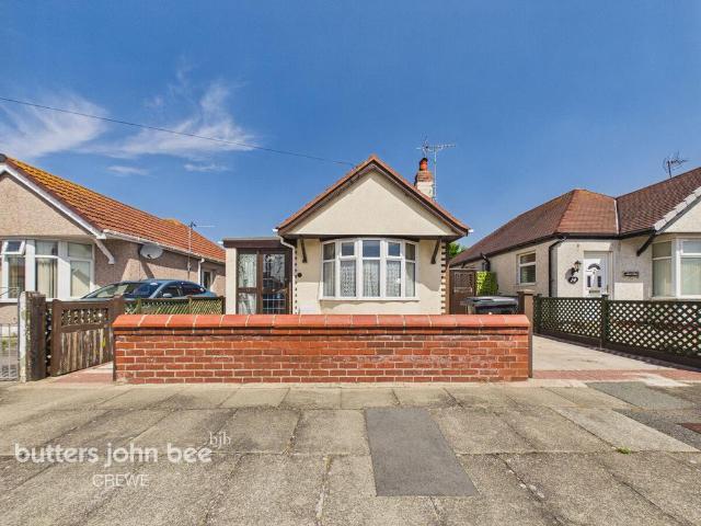 Bungalow for sale in Rhyl, Wales