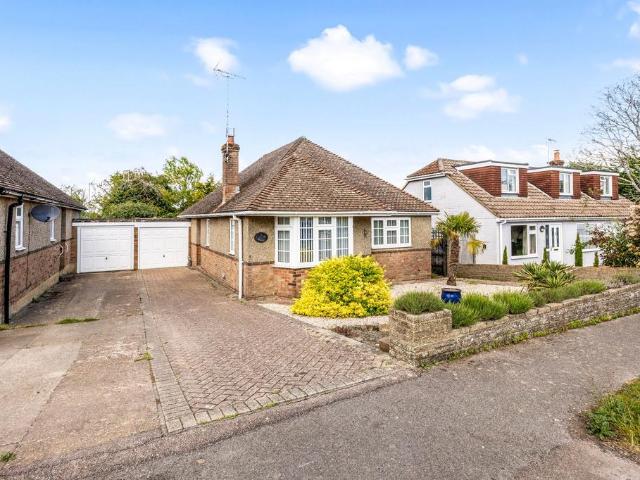 Bungalow for sale in Perryfields, West Sussex