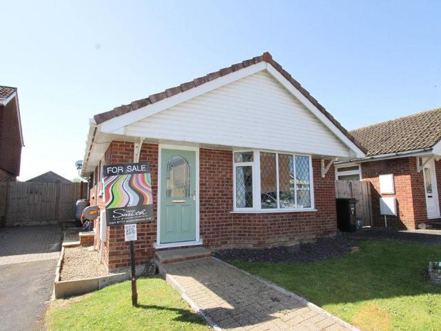 Bungalow for sale in West End, Clevedon