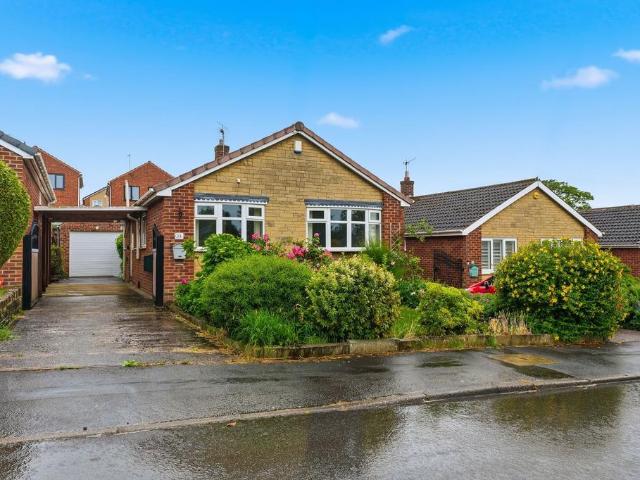 Bungalow for sale in Aston cum Aughton, Aston