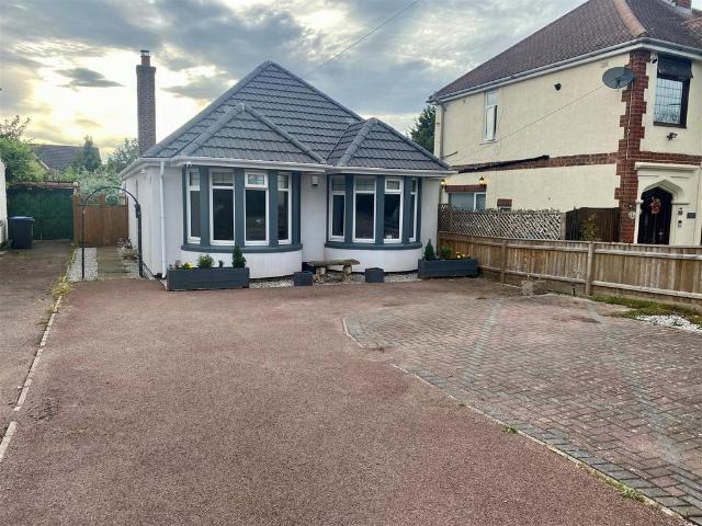 Bungalow for sale in Barton, Leicestershire