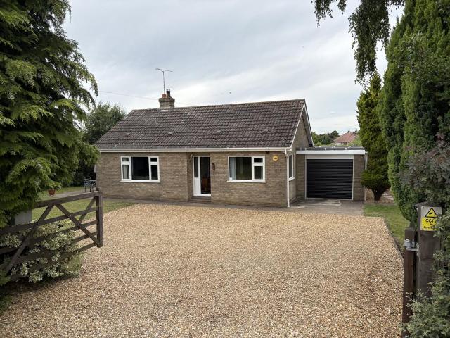 Bungalow for sale in Gosberton Clough, Lincolnshire