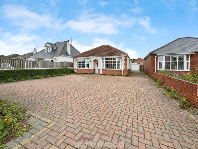 Bungalow for sale in Thorne, South Yorkshire