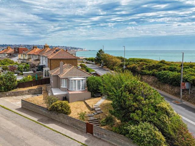Bungalow for sale in Bulverhythe, Guestling Green
