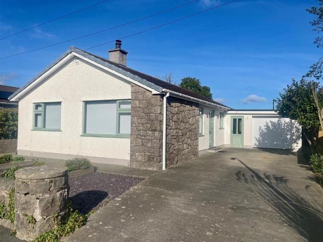Bungalow for sale in Llanfair Mathafarn Eithaf, Tynygongl