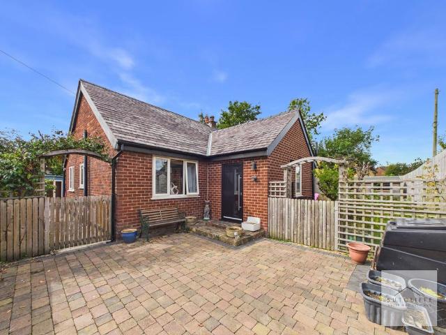 Bungalow for sale in Higher Bartle, Lancashire