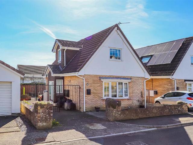 Bungalow for sale in Cwm Talwg, Barry