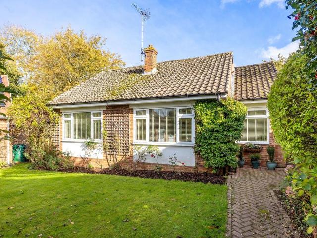 Bungalow for sale in Perryfields, West Sussex