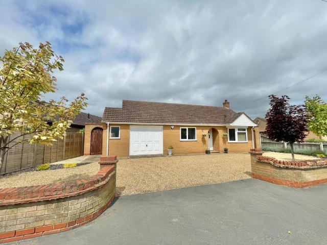 Bungalow for sale in Four Gotes, Cambridgeshire