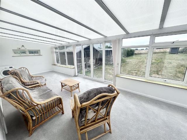 Bungalow for sale in Binstead, Ryde