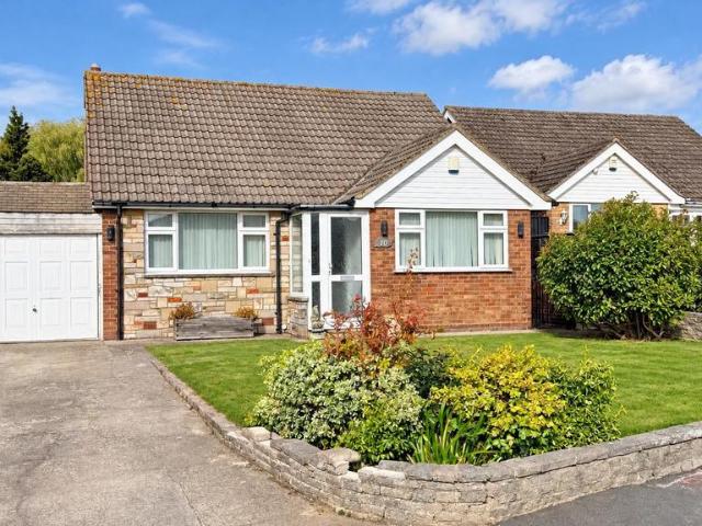 Bungalow for sale in Goffs Oak, Broxbourne