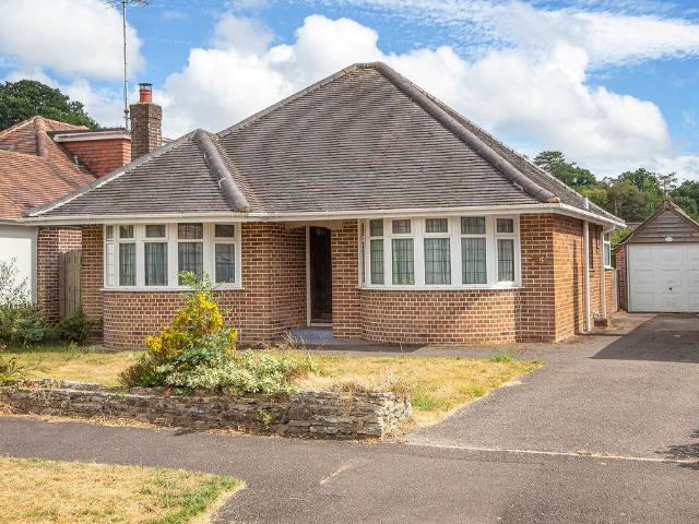 Bungalow for sale in Ashurst Bridge, Hampshire