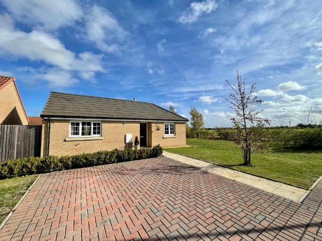 Bungalow for sale in Barholm, Lincolnshire