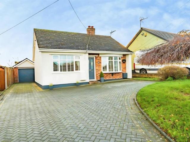 Bungalow for sale in Eastbridge, Suffolk