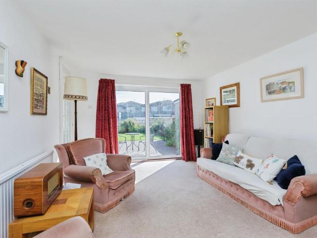 Bungalow for sale in Stanford On Avon, Leicestershire