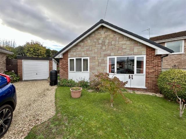 Bungalow for sale in Newlands, Leominster