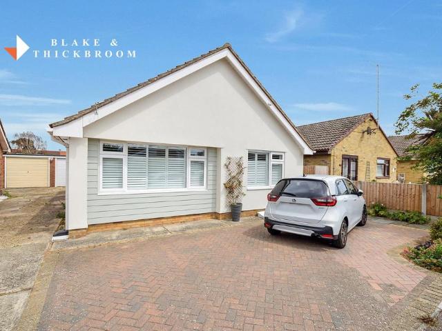 Bungalow for sale in Frinton and Walton, Dale Hill