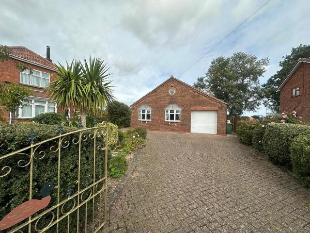 Bungalow for sale in Eastrington, East Riding Of Yorkshire