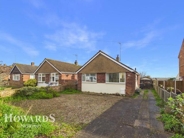 Bungalow for sale in Eastbridge, Suffolk