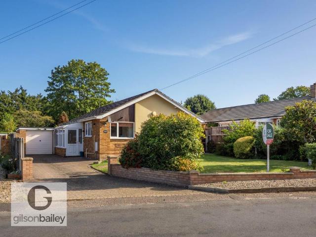 Bungalow for sale in Crostwick, Norfolk