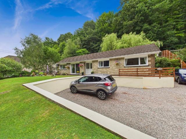 Bungalow for sale in Bromsberrow Heath, Gloucestershire