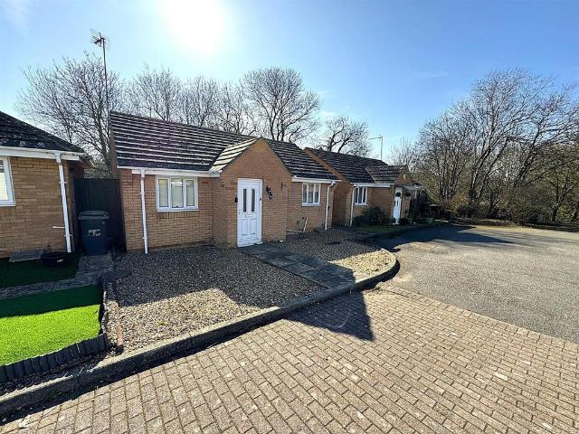 Bungalow for sale in Corby Village, Corby