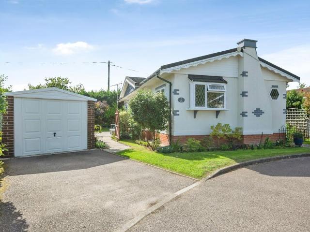 Bungalow for sale in Haveringland, Crostwick