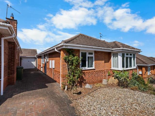 Bungalow for sale in Primsland, Crookhill